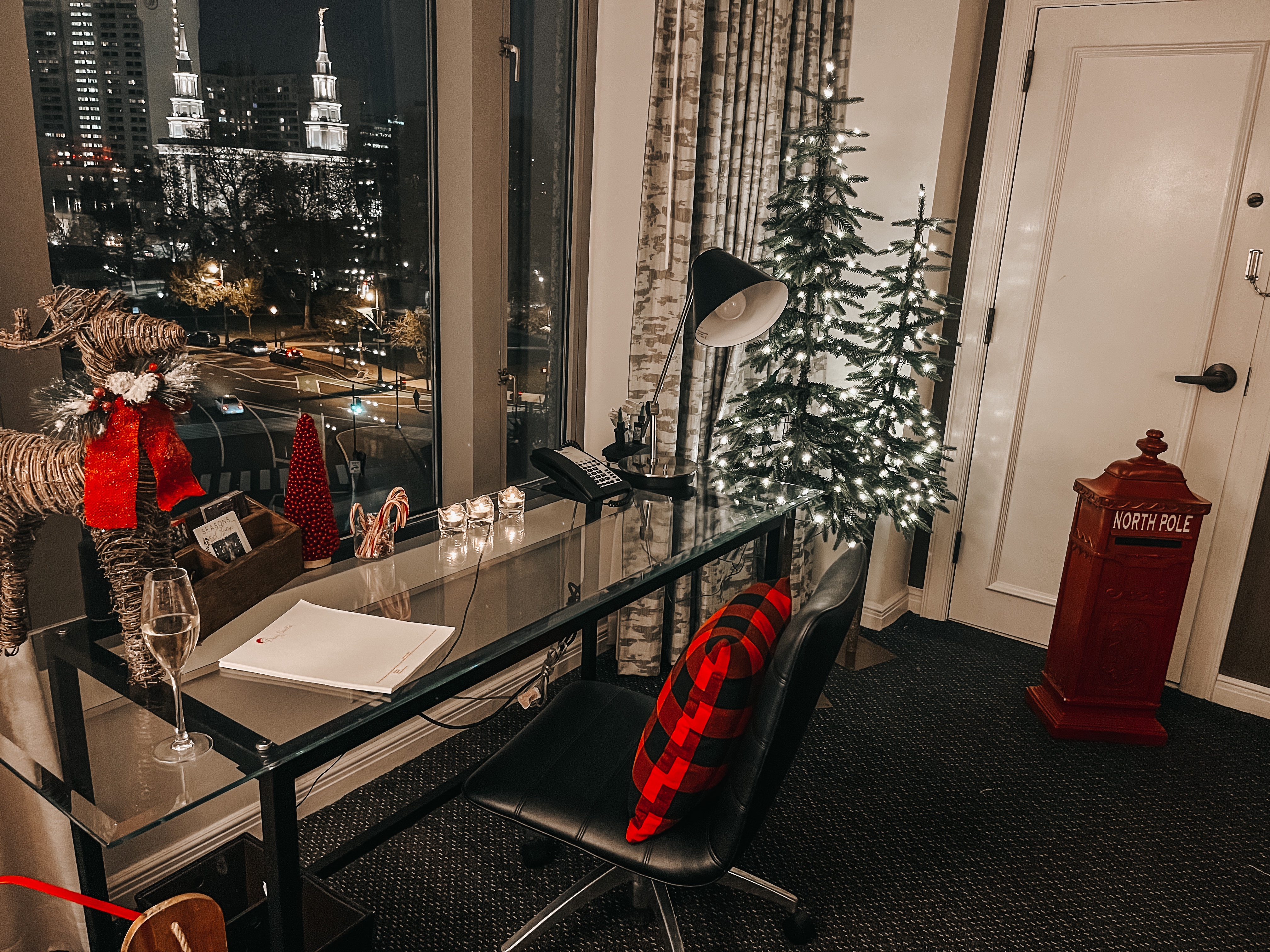 The Logan Holiday room