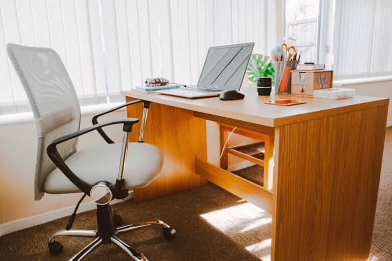 Monday desk