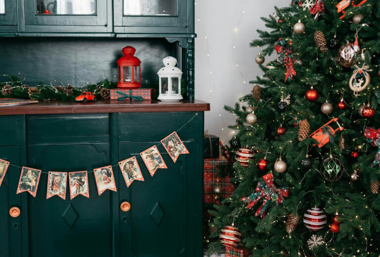The Best Christmas Gifts That Cost Nothing But Bring Balance and Mental Health